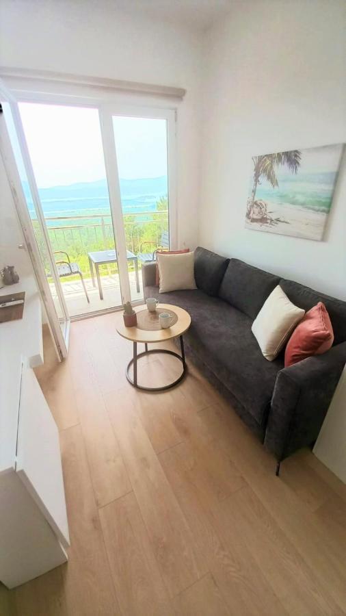 Cozy Apartments With Pool And Splendid Seaview Kavač Esterno foto